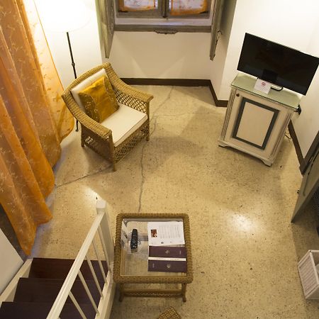 Relais Corte Palmieri & Il Chiostro - Residenza D'Epoca Галлиполи Экстерьер фото